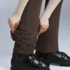 Pantaloni de schi evazați, elastici și rezistenți la apă