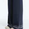 Pantaloni din modal cu textură Soft Touch, cu detalii cu dungi marinărești Pantaloni din modal cu textură Soft Touch, cu detalii cu dungi marinărești