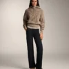 Pantaloni drepți, călduroși, cu talie înaltă Pantaloni drepți, călduroși, cu talie înaltă