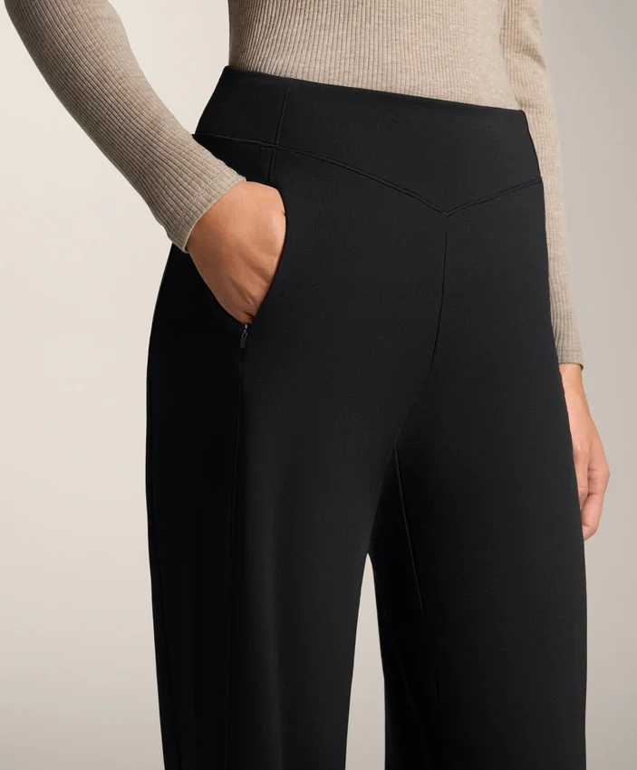 Pantaloni drepți, călduroși, cu talie înaltă Pantaloni drepți, călduroși, cu talie înaltă