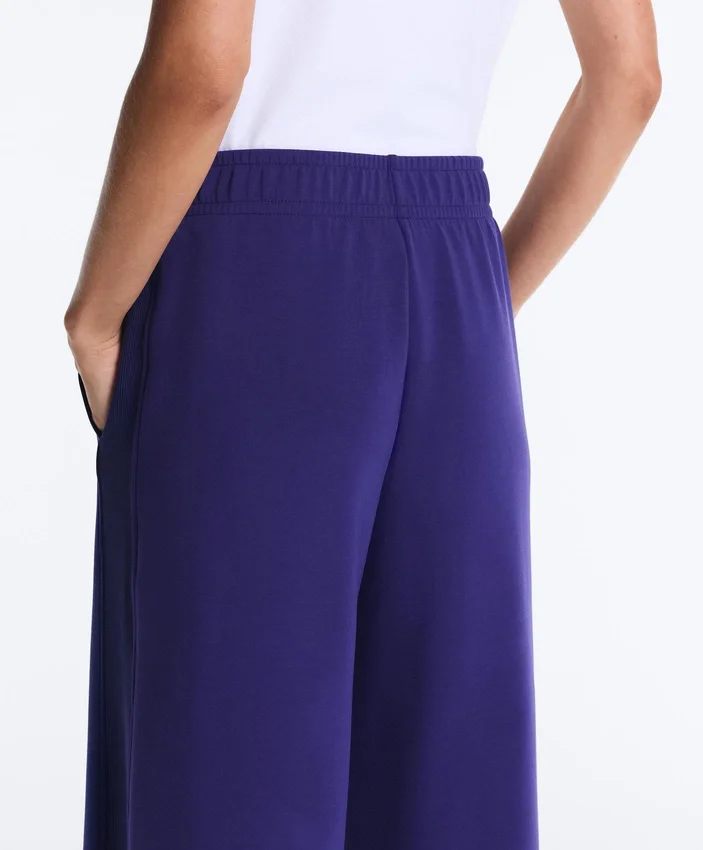 Pantaloni drepți cu croi larg, cu nervuri, din modal periat Pantaloni drepți cu croi larg, cu nervuri, din modal periat