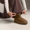 Pantaloni drepți cu croi larg, cu nervuri, din modal periat Pantaloni drepți cu croi larg, cu nervuri, din modal periat