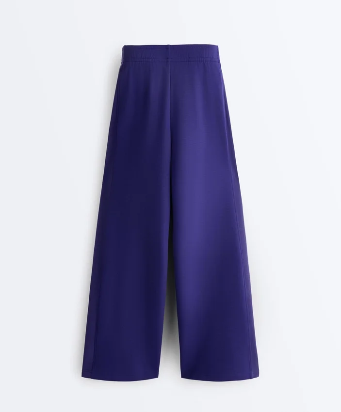 Pantaloni drepți cu croi larg, cu nervuri, din modal periat Pantaloni drepți cu croi larg, cu nervuri, din modal periat