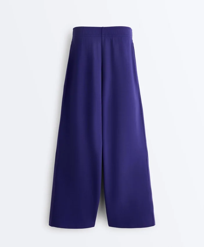 Pantaloni drepți cu croi larg, cu nervuri, din modal periat Pantaloni drepți cu croi larg, cu nervuri, din modal periat