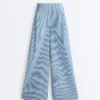 Pantaloni drepți cu dungi din amestec de bumbac Pantaloni drepți cu dungi din amestec de bumbac