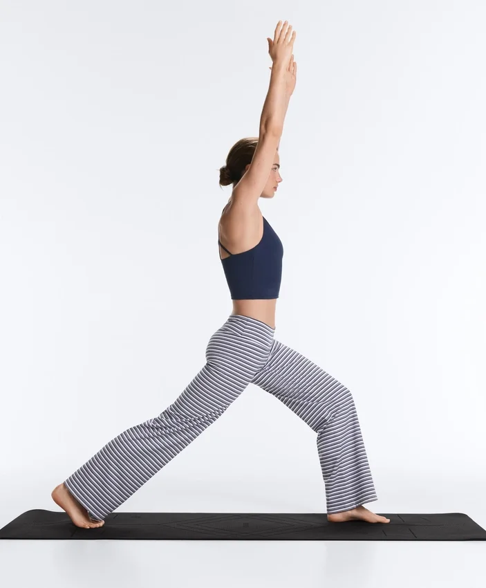 Pantaloni drepți cu talie înaltă Comfortlux cu dungi Pantaloni drepți cu talie înaltă Comfortlux cu dungi