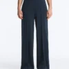 Pantaloni drepți din piqué cu bătături din bumbac și contrast Pantaloni drepți din piqué cu bătături din bumbac și contrast
