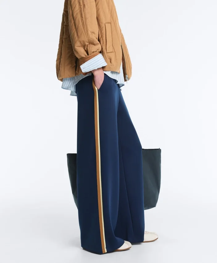 Pantaloni drepți din sargă cu bandă laterală Pantaloni drepți din sargă cu bandă laterală