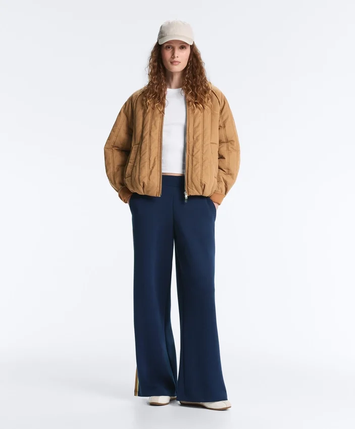Pantaloni drepți din sargă cu bandă laterală Pantaloni drepți din sargă cu bandă laterală