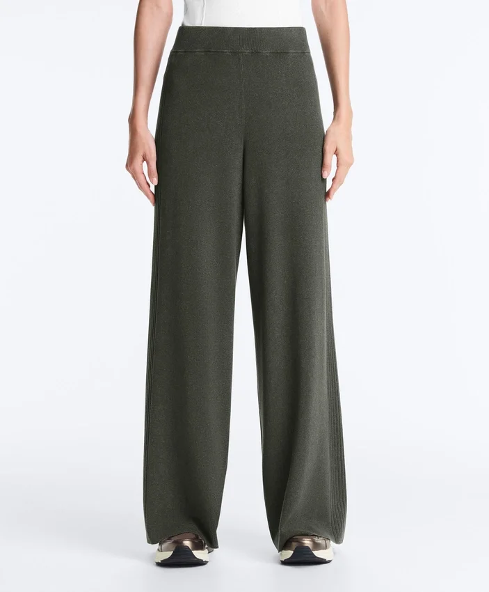 Pantaloni drepți din tricot cu nervuri Pantaloni drepți din tricot cu nervuri