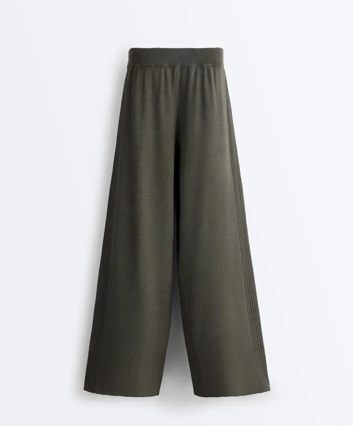 Pantaloni drepți din tricot cu nervuri Pantaloni drepți din tricot cu nervuri