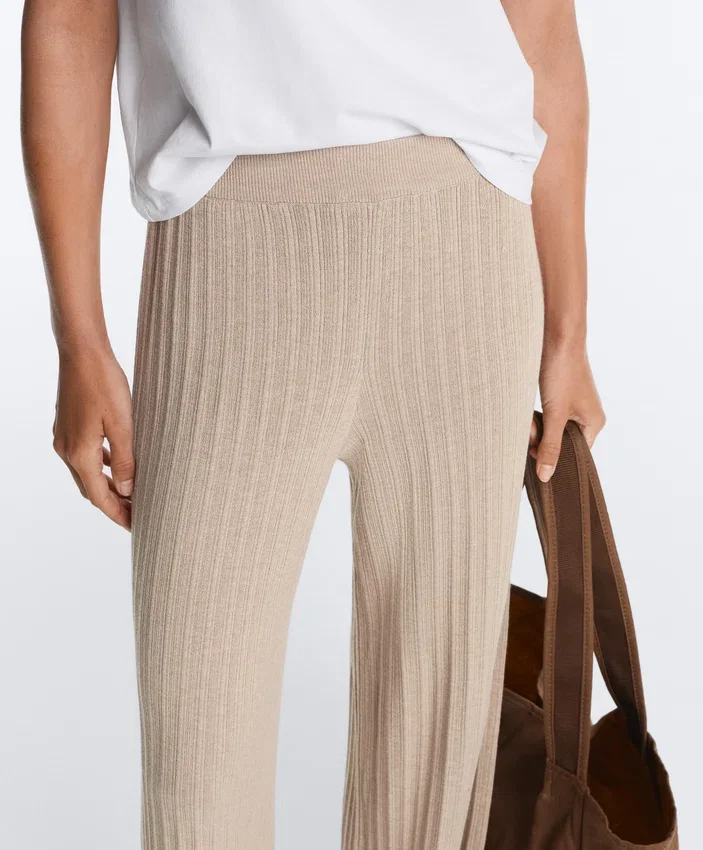 Pantaloni drepți din tricot cu nervuri Pantaloni drepți din tricot cu nervuri