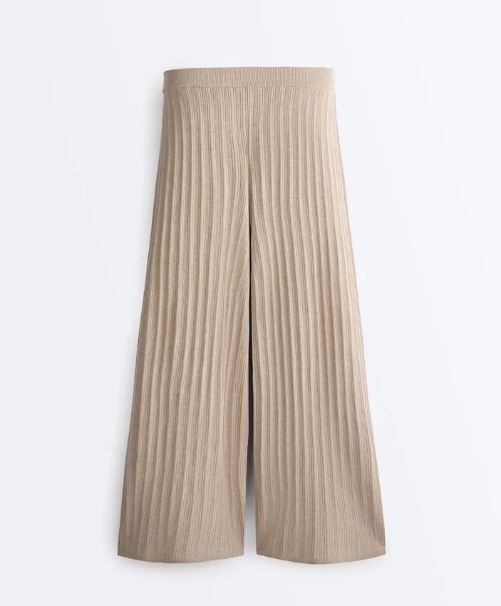 Pantaloni drepți din tricot cu nervuri Pantaloni drepți din tricot cu nervuri