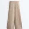 Pantaloni drepți din tricot cu nervuri Pantaloni drepți din tricot cu nervuri