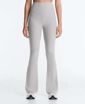 Pantaloni evazați Comfortlux con talia alta