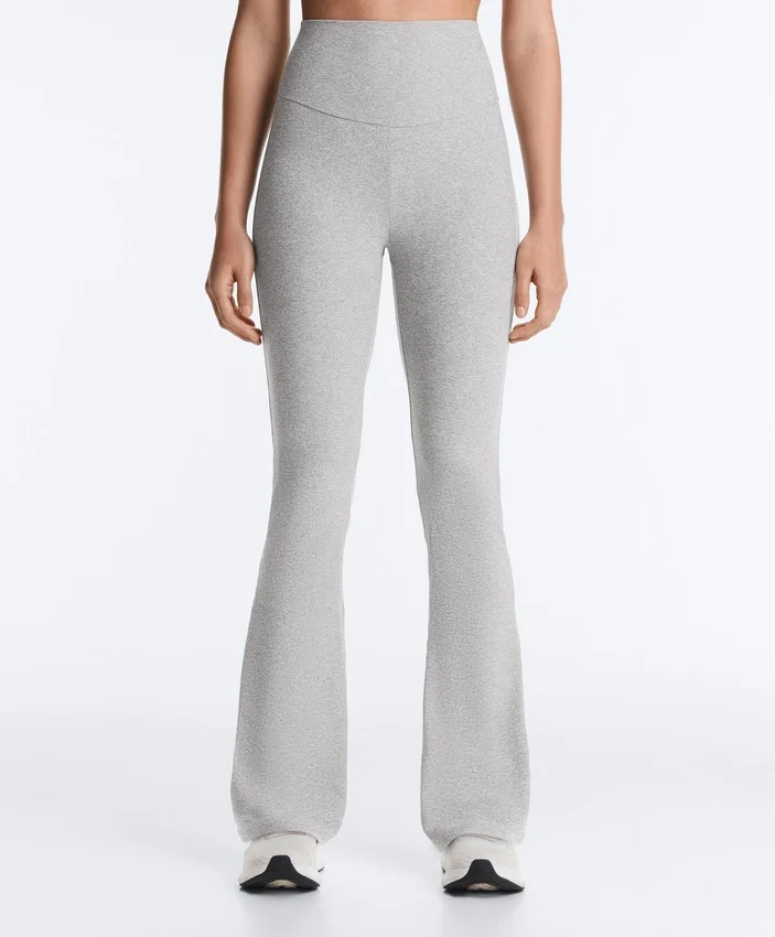 Pantaloni evazați Comfortlux con talia alta Pantaloni evazați Comfortlux con talia alta