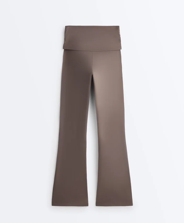 Pantaloni evazați Comfortlux con talia alta Pantaloni evazați Comfortlux con talia alta