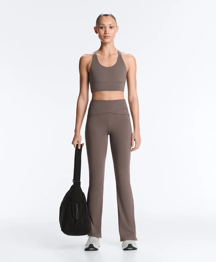 Pantaloni evazați Comfortlux con talia alta Pantaloni evazați Comfortlux con talia alta