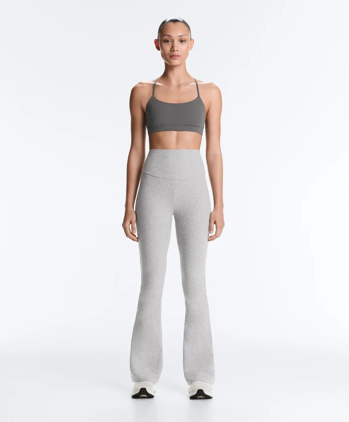 Pantaloni evazați Comfortlux con talia alta Pantaloni evazați Comfortlux con talia alta