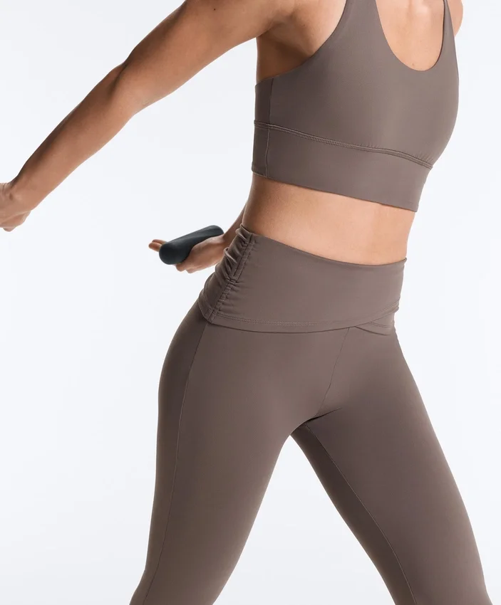 Pantaloni evazați Comfortlux con talia alta Pantaloni evazați Comfortlux con talia alta