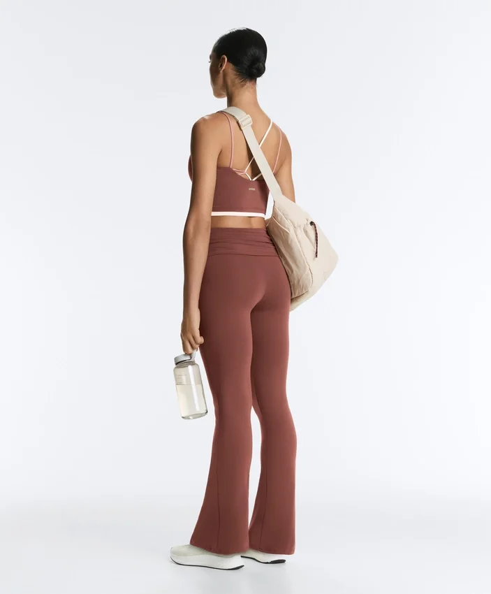 Pantaloni evazați Comfortlux con talia alta Pantaloni evazați Comfortlux con talia alta