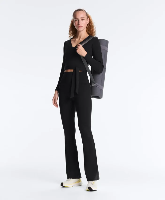 Pantaloni evazați Comfortlux cu talie foarte înaltă Pantaloni evazați Comfortlux cu talie foarte înaltă