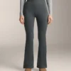 Pantaloni evazați cu talie foarte înaltă, fără cusături, extra călduroși, cu nervuri