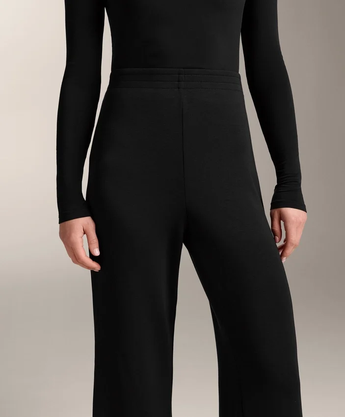 Pantaloni evazați din modal Soft Touch la atingere Pantaloni evazați din modal Soft Touch la atingere