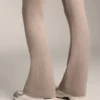 Pantaloni evazați din tricot Pantaloni evazați din tricot