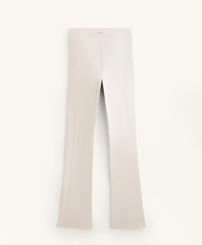 Pantaloni largi, cu talie înaltă, călduroși, cu buzunare Pantaloni largi, cu talie înaltă, călduroși, cu buzunare