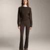 Pantaloni largi, cu talie înaltă, călduroși, cu buzunare Pantaloni largi, cu talie înaltă, călduroși, cu buzunare