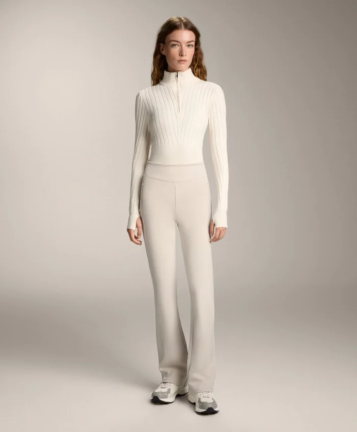 Pantaloni largi, cu talie înaltă, călduroși, cu buzunare Pantaloni largi, cu talie înaltă, călduroși, cu buzunare