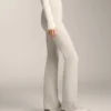 Pantaloni largi, cu talie înaltă, călduroși, cu buzunare Pantaloni largi, cu talie înaltă, călduroși, cu buzunare