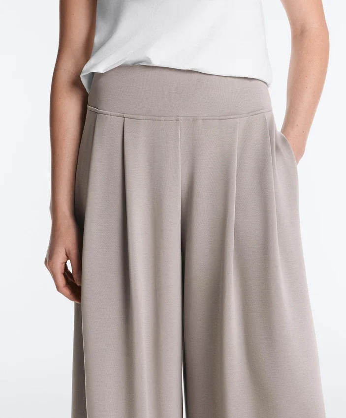 Pantaloni largi din modal, cu textură Soft Touch, cu detaliu tip corset Pantaloni largi din modal, cu textură Soft Touch, cu detaliu tip corset