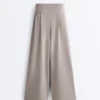 Pantaloni largi din modal, cu textură Soft Touch, cu detaliu tip corset Pantaloni largi din modal, cu textură Soft Touch, cu detaliu tip corset