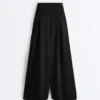 Pantaloni lungi cu croi larg, din modal Soft Touch și cu pliuri Pantaloni lungi cu croi larg, din modal Soft Touch și cu pliuri