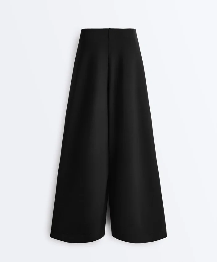 Pantaloni lungi cu croi larg, din modal Soft Touch și cu pliuri Pantaloni lungi cu croi larg, din modal Soft Touch și cu pliuri
