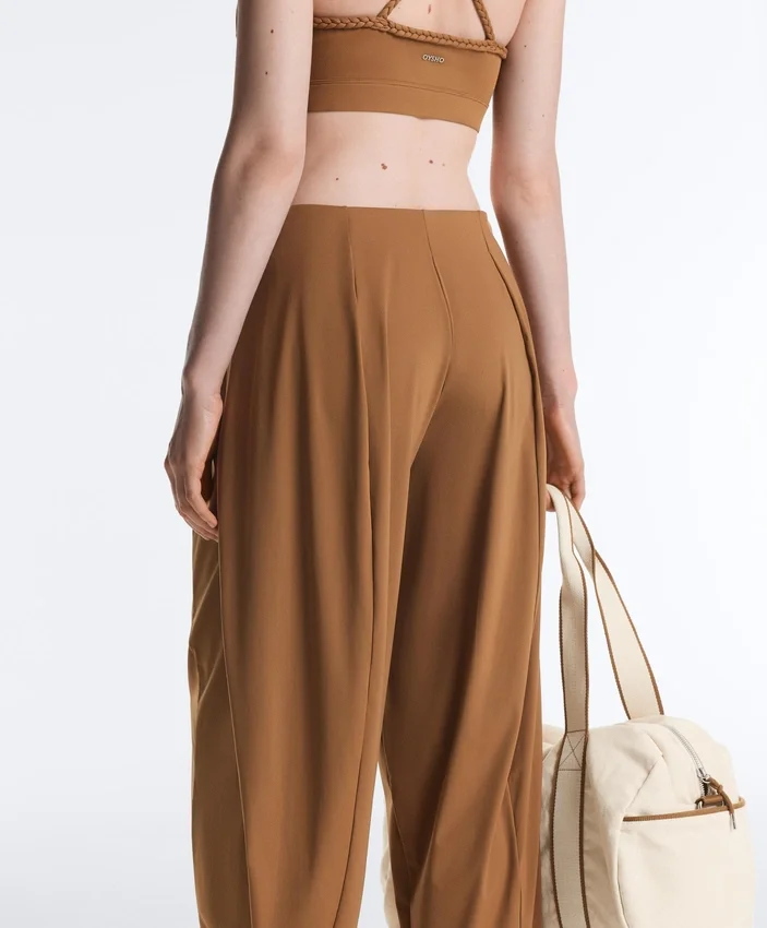 Pantaloni lungi cu talie înaltă Light Touch Pantaloni lungi cu talie înaltă Light Touch