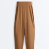 Pantaloni lungi cu talie înaltă Light Touch Pantaloni lungi cu talie înaltă Light Touch