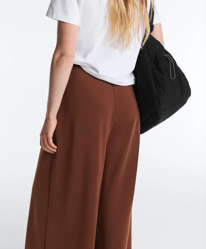 Pantaloni lungi din modal Soft Touch, cu detaliu plisat Pantaloni lungi din modal Soft Touch, cu detaliu plisat
