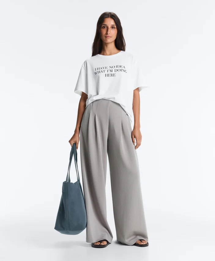 Pantaloni lungi plisați din modal Soft Touch Pantaloni lungi plisați din modal Soft Touch
