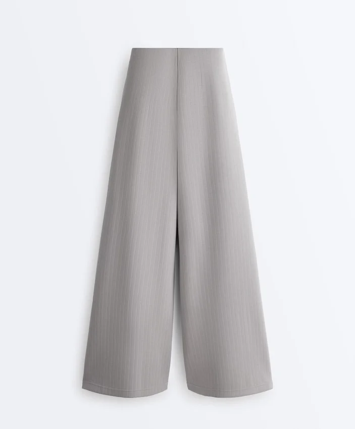 Pantaloni lungi plisați din modal Soft Touch Pantaloni lungi plisați din modal Soft Touch