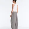 Pantaloni maxi bloomer din amestec de lyocell cu imprimeu în carouri Pantaloni maxi bloomer din amestec de lyocell cu imprimeu în carouri