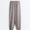 Pantaloni maxi bloomer din amestec de lyocell cu imprimeu în carouri Pantaloni maxi bloomer din amestec de lyocell cu imprimeu în carouri