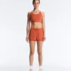 Pantaloni scurți 2-în-1 cu talie medie și textură Light Touch Pantaloni scurți 2-în-1 cu talie medie și textură Light Touch