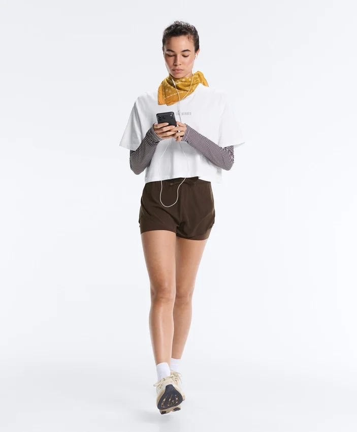 Pantaloni scurți 2-în-1 cu talie medie și textură Light Touch Pantaloni scurți 2-în-1 cu talie medie și textură Light Touch