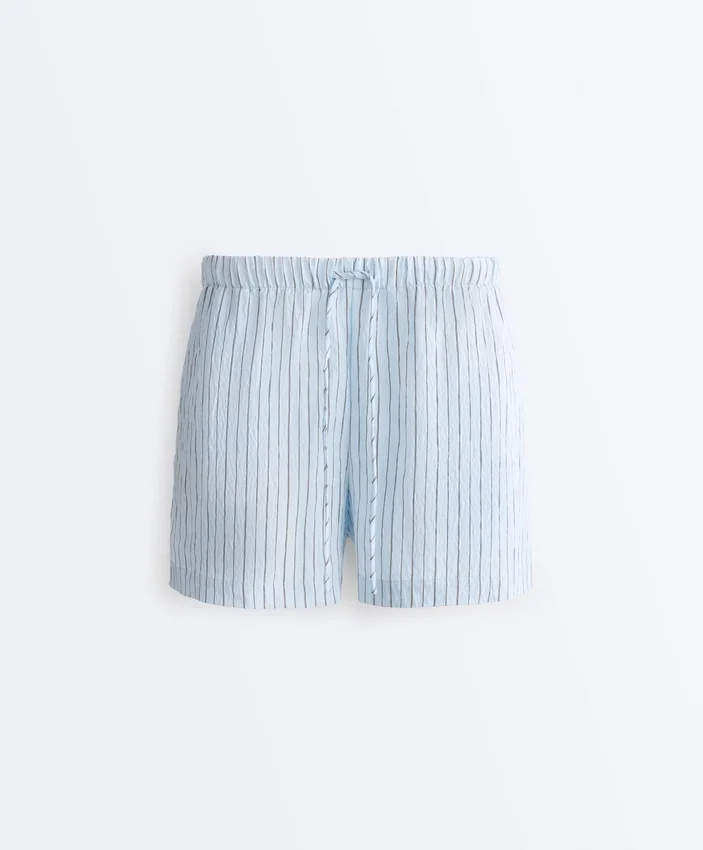 Pantaloni scurți cu dungi Pantaloni scurți cu dungi