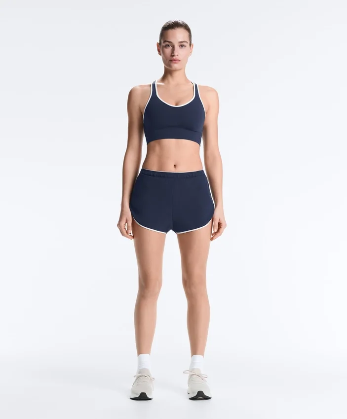 Pantaloni scurți cu talie elastică Pantaloni scurți cu talie elastică