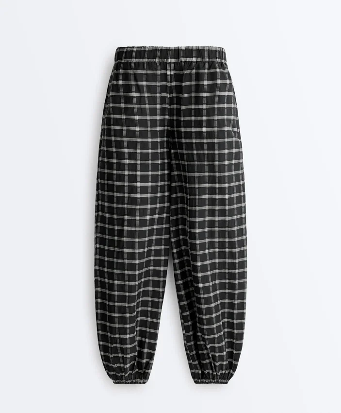 Pantaloni scurți din bumbac cu imprimeu în carouri Pantaloni scurți din bumbac cu imprimeu în carouri