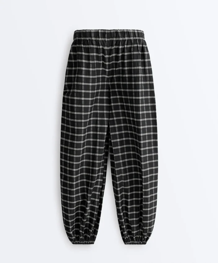 Pantaloni scurți din bumbac cu imprimeu în carouri Pantaloni scurți din bumbac cu imprimeu în carouri